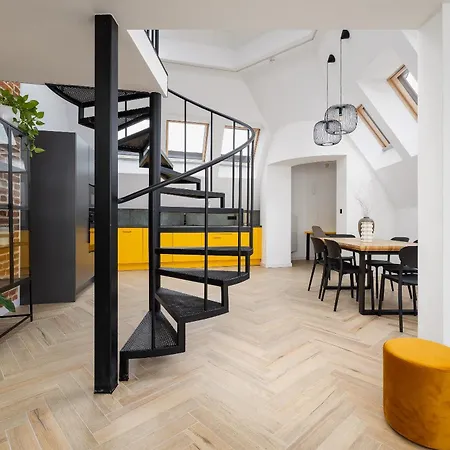 With Mezzanine - Augustianska 1 Kraków