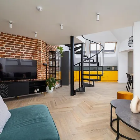 Apartment With Mezzanine - Augustianska 1